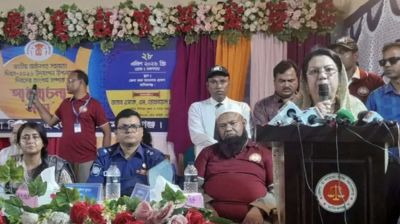 বিচারক ও আইনজীবীদের আরও দায়িত্বশীল হওয়ার আহ্বান বিমানমন্ত্রীর