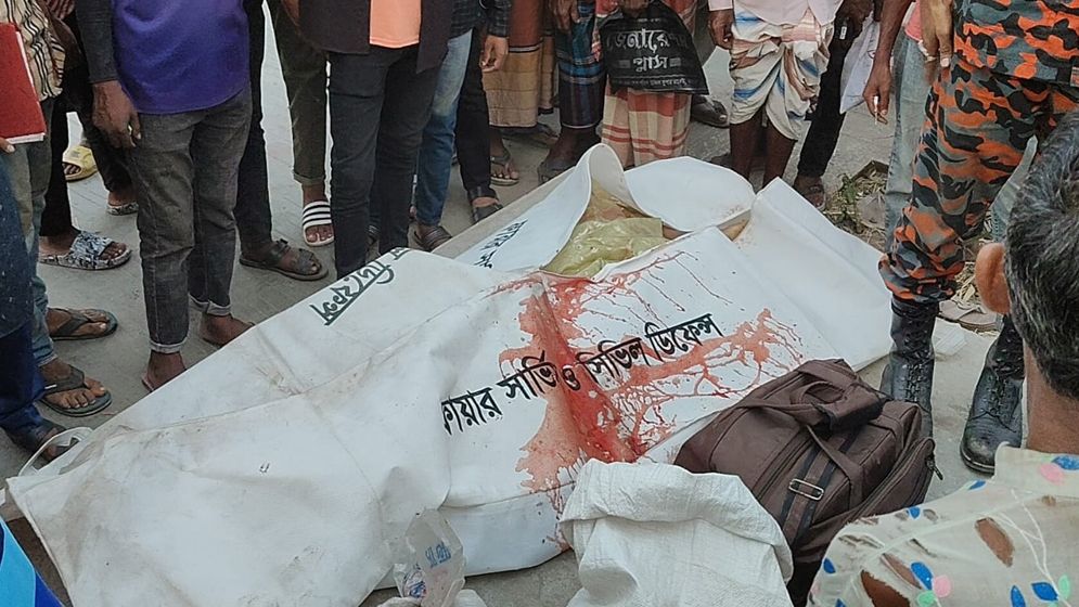 বাস চাপায় সড়ক দুর্ঘটনায় বৃদ্ধা নিহত