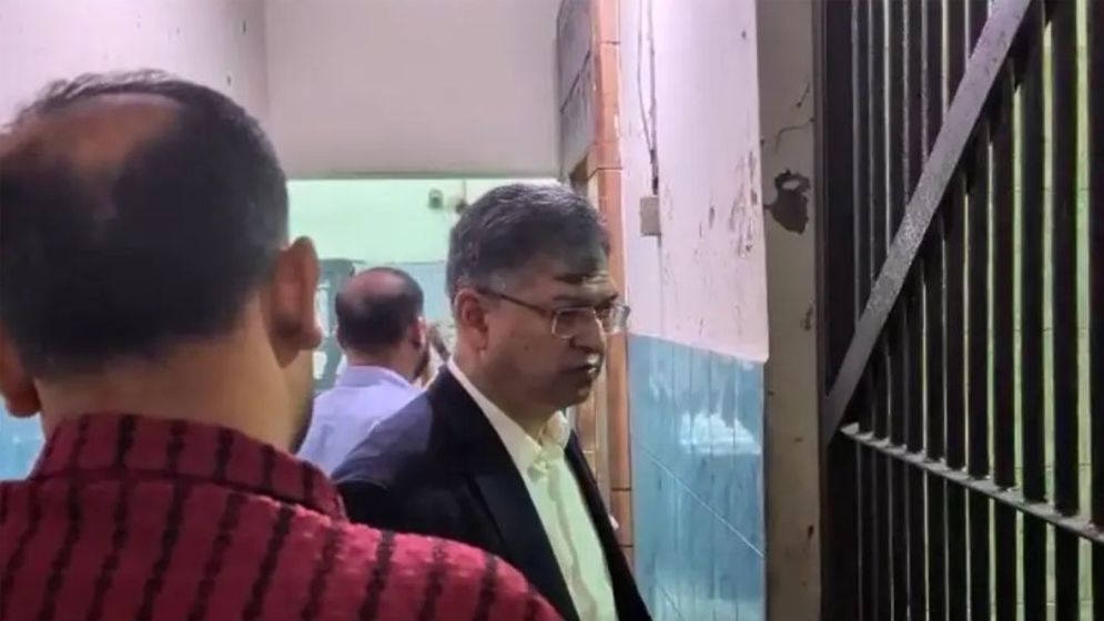হঠাৎ করেই রমনা থানায় স্বরাষ্ট্রমন্ত্রী