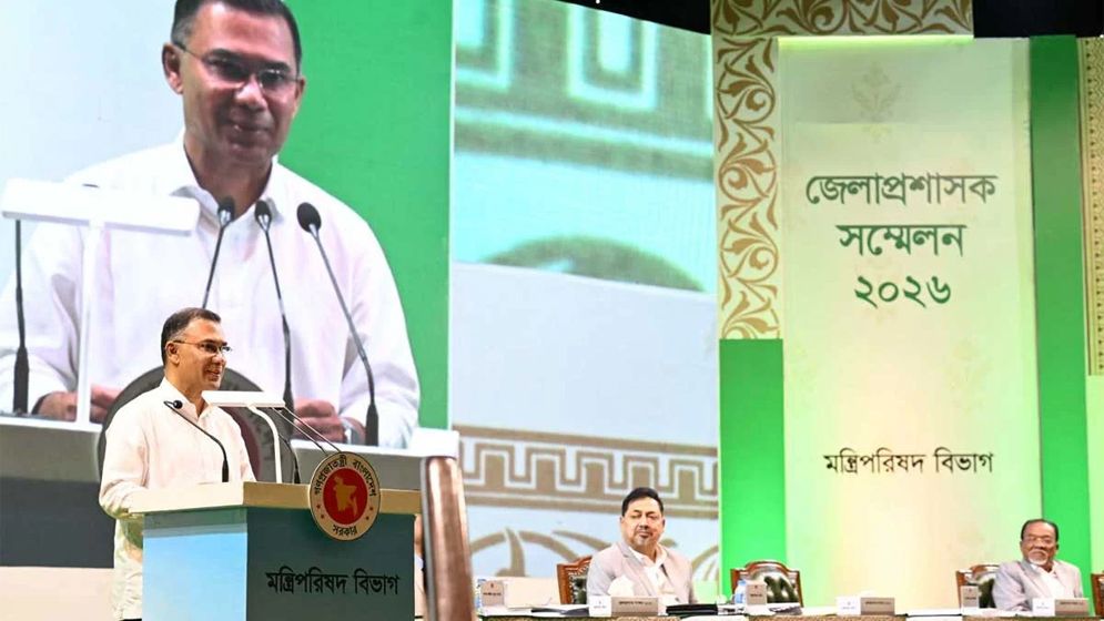  ৩০ লাখ কোটি টাকা ঋণের বোঝা নিয়ে সরকার যাত্রা শুরু করেছে