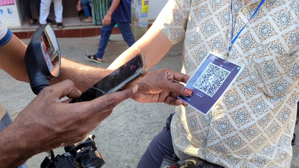 ফুয়েল কার্ডে নীলফামারীতে লার্নার লাইসেন্সে সাড়া