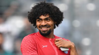ক্রিকেট ম্যাচ দেখতে যাবেন হামজা চৌধুরী