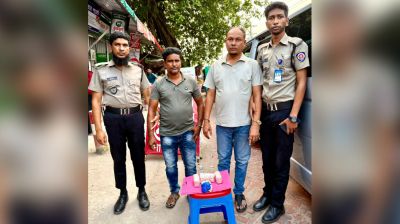 বিপুল পরিমাণ মাদকসহ আটক ২