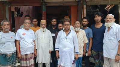 বারুইপাড়া বাজারে অগ্নিকাণ্ড, ১০ লাখ টাকার ক্ষতি