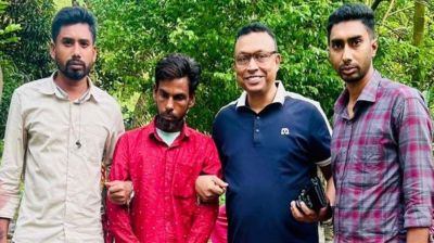 মেয়েকে ধর্ষণের অভিযোগে বাবা গ্রেপ্তার