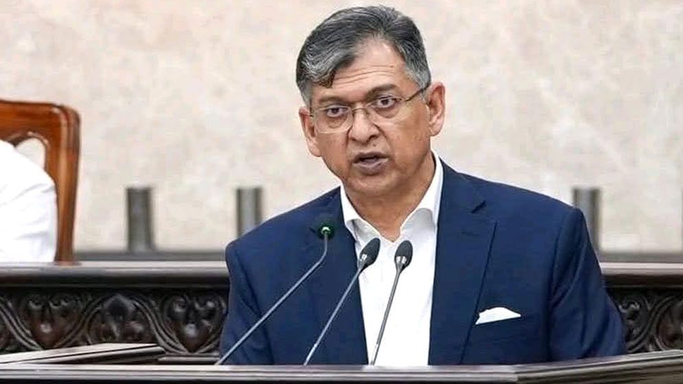 ‘সীমান্তে কাঁটাতার, ভারতের সঙ্গে আলোচনা হবে কূটনৈতিক চ‍্যানেলে’ 