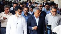রেললাইনে খড় শুকানোয় বিলম্বিত রেলসূচি