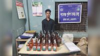 বিপুল ভারতীয় মদসহ গ্রেপ্তার ১
