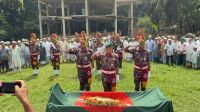 গার্ড অব অনার শেষে শায়িত হলেন বীর মুক্তিযোদ্ধা শফিক উল্যাহ