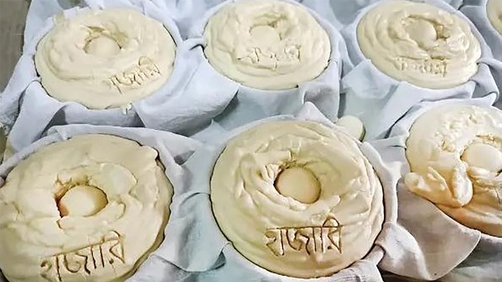 জিআই স্বীকৃতি পেল মানিকগঞ্জের হাজারী গুড়