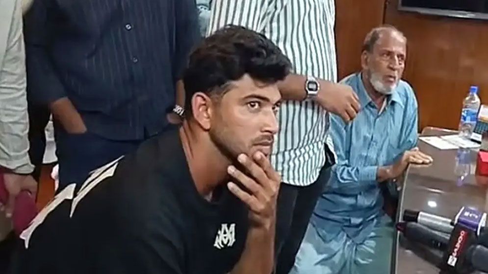 ক্রিকেটার নাঈমকে পুলিশি নির্যাতনের ঘটনায় যা বললেন তার বাবা 
