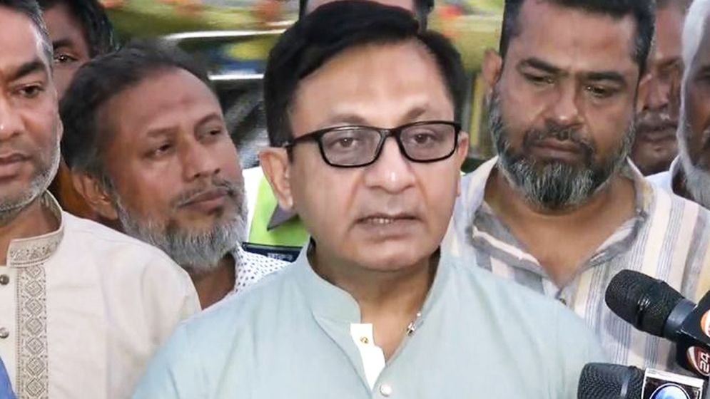 ‘সচেতনতার অভাবেই ব্যবসায়ীরা চামড়া বিক্রি করতে পারেননি’