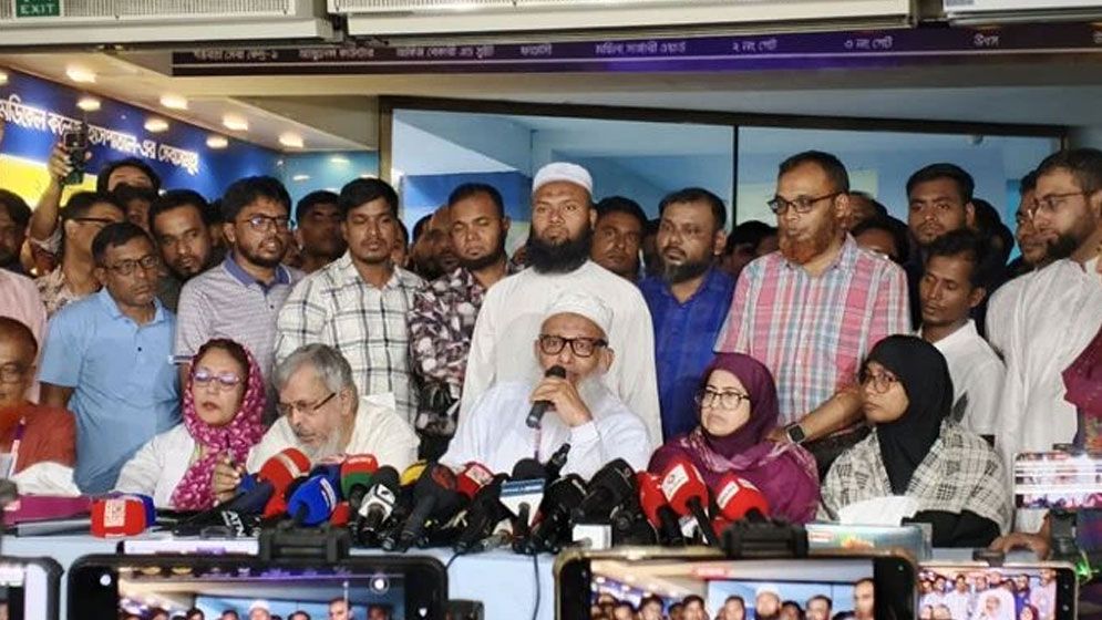 ‘মন্ত্রীর পিছনে টাকা নিয়ে ঘুরেছি প্রমাণ করতে হবে’