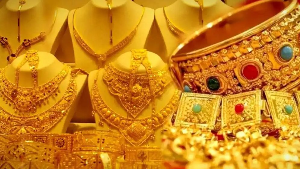স্বর্ণের বাজারে বড় স্বস্তি