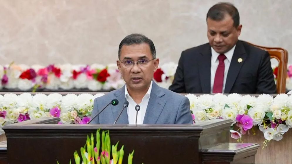 নিরাপত্তার ঘেরাটোপে সরকারপ্রধানকে জনগণ থেকে বিচ্ছিন্ন না করার আহ্বান প্রধানমন্ত্রীর