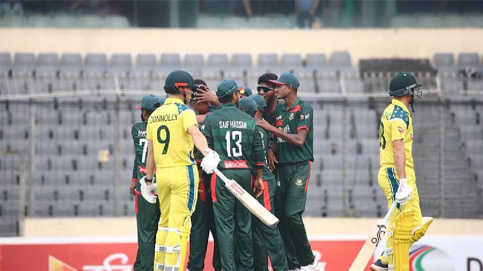 ওপেনিং জুটিতে টানা চার শূন্য, অস্ট্রেলিয়ার ভয়াবহ রেকর্ড