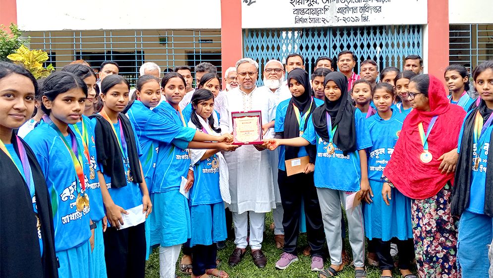 ‘খেলাধুলাই পারে তরুণদের মাদক থেকে দূরে রাখতে’