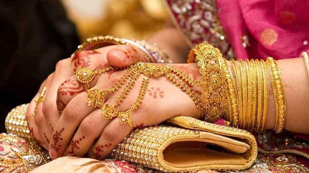 দেশে স্বর্ণের দাম ভরিতে বাড়লো ৪ হাজার ৪৩২ টাকা