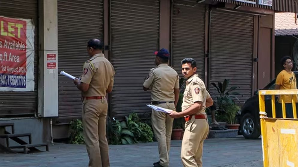 ভারতে এক পরিবারের ৪ জনের আত্মহত্যা