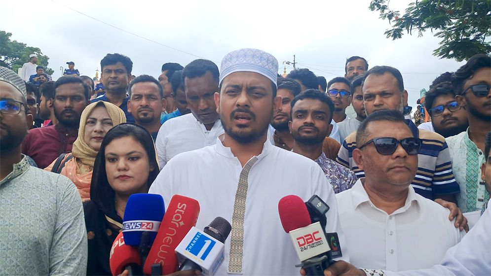সংস্কারের প্রশ্নে এই সরকারকে আমরা বিন্দুমাত্র ছাড় দেব না