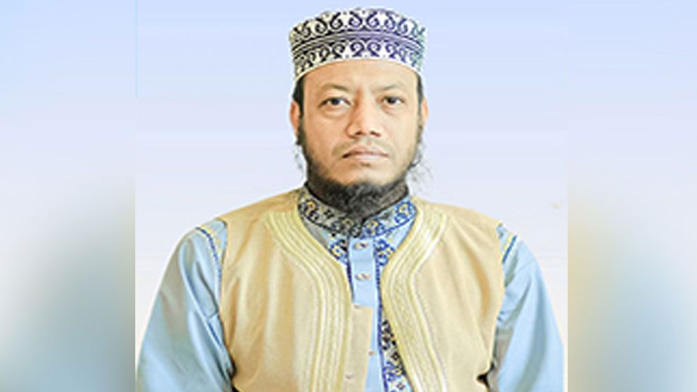 আত্মসমর্পণ করছেন আমির হামজা 