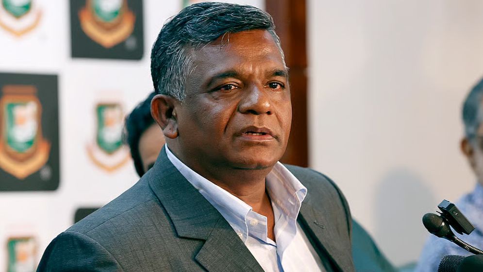 বাংলাদেশকে নিষিদ্ধের দাবি, আইসিসিতে বুলবুলের চিঠি