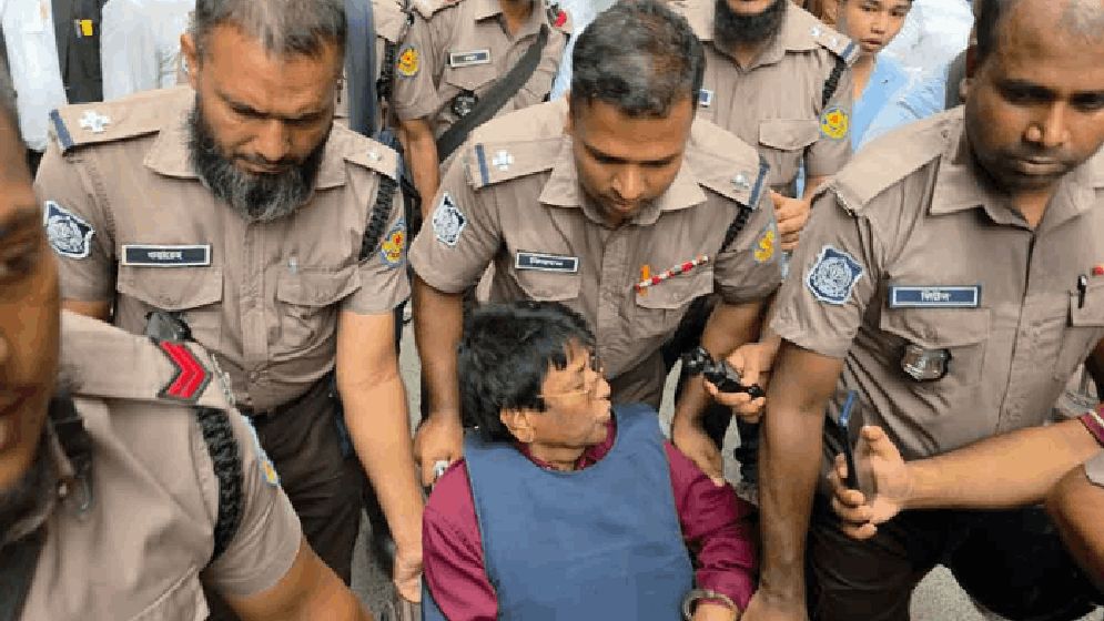 নতুন মামলায় গ্রেপ্তার সাংবাদিক আজহার আলী