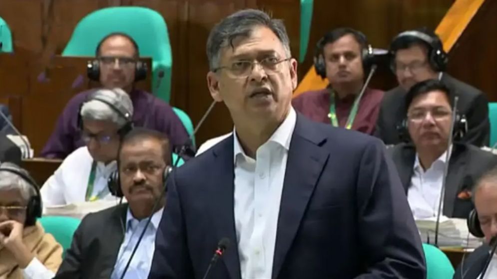সীমান্তে কাঁটাতারের বেড়া দেওয়ার উদ্যোগ