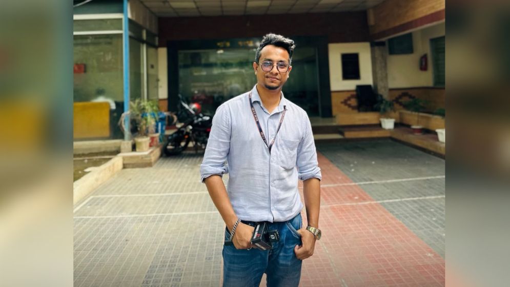 ভোরের কাগজ সাংবাদিকের পরিবারকে হত্যার হুমকি, থানায় জিডি