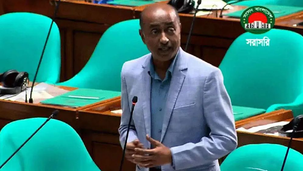 রাজধানীর বাইরে হাইকোর্টের স্থায়ী বেঞ্চ প্রতিষ্ঠার সুযোগ নেই 
