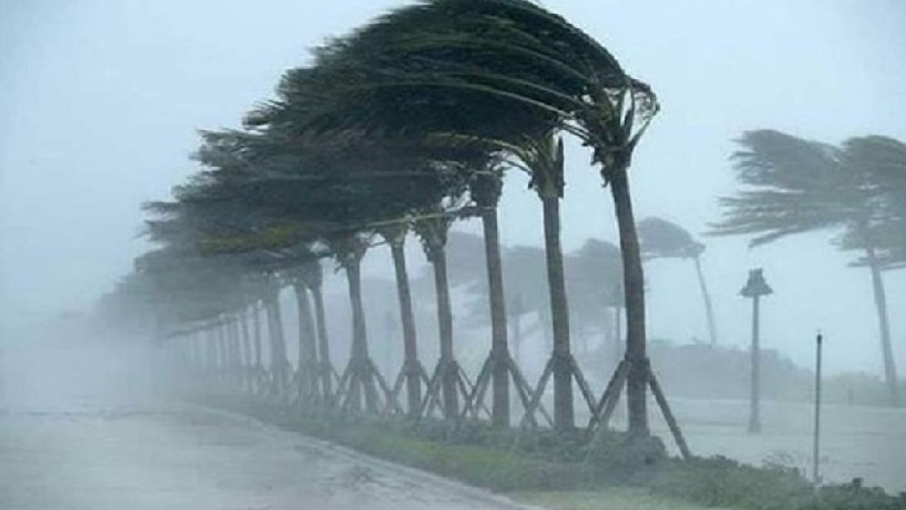 রাতের মধ্যে ৯ অঞ্চলে ঝড়ের আভাস, নদীবন্দরে সতর্কতা