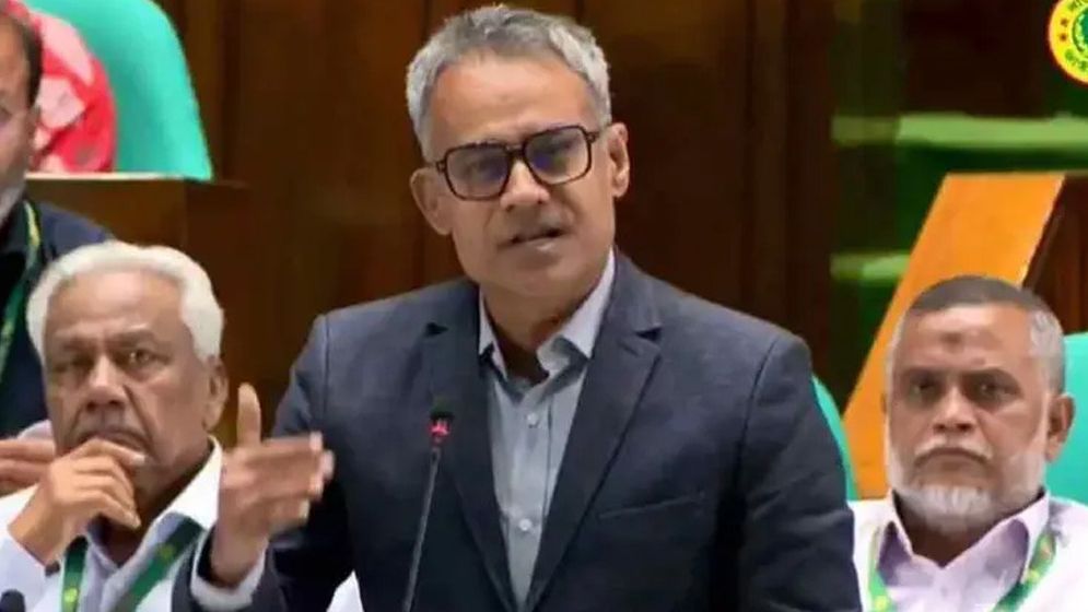 সড়কে দুর্ঘটনা ও হতাহতের সংখ্যা কমাতে কাজ করছে সরকার