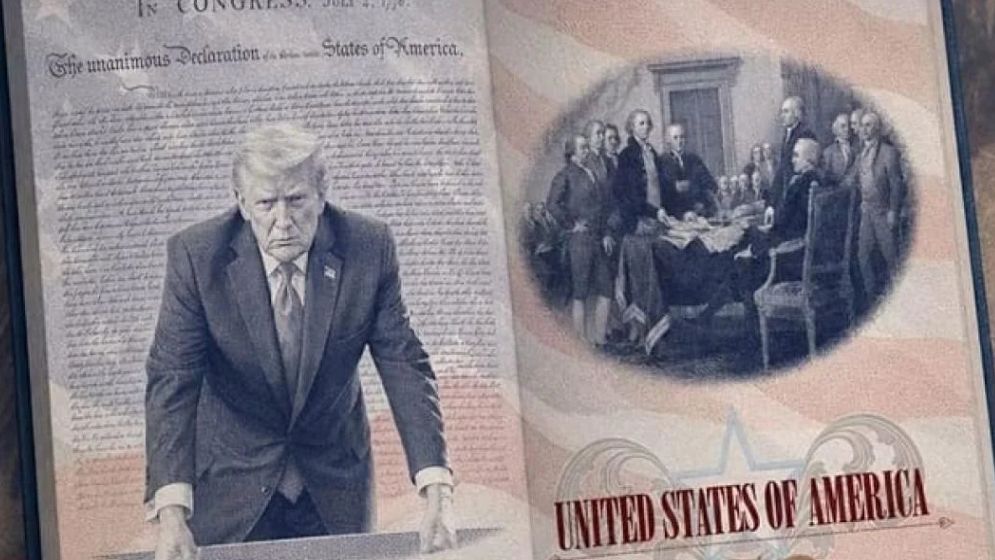 নিজের ছবি দিয়ে ‘প্যাট্রিয়ট পাসপোর্ট’ উদ্বোধন করলেন ট্রাম্প