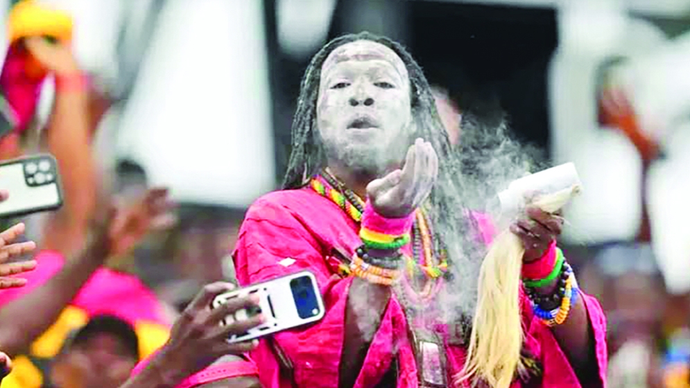 বিশ্বকাপে ‘কালো জাদু’  নেটদুনিয়ায় তোলপাড়