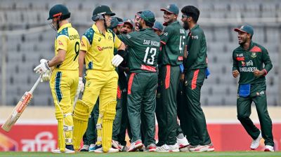 অস্ট্রেলিয়াকে হারিয়ে ২১ বছরের অপেক্ষা ঘোচাল বাংলাদেশ