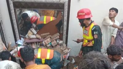পাকিস্তানে কোচিং সেন্টারের ছাদ ধসে ১৪ শিশু নিহত