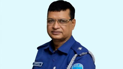 পুলিশ কর্মকর্তার বিরুদ্ধে কিশোরীকে ধর্ষণের অভিযোগ, পালিয়ে বেড়াচ্ছে পরিবার