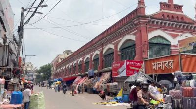 বাংলাদেশিদের জন্য ট্যুরিস্ট ভিসা চালু, আশায় বুক বাঁধছেন কলকাতার ব্যবসায়ীরা