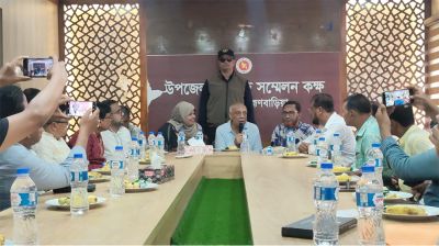 নিজের বিরুদ্ধে হলেও লিখতে বললেন এমপি মুশফিক