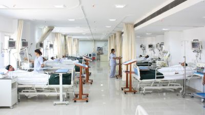 হাসপাতালে অনিয়মই নিয়ম, ঝুঁকিতে রোগীরা