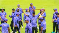 শ্রীলঙ্কার লিগের ড্রাফটে ৩২ বাংলাদেশি  
