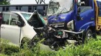 ট্রাক-হাইয়েস সংঘর্ষে প্রাণ গেল জমজ দুই শিশুর