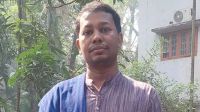 গান গেয়ে ভাইরাল ঢাবি শিক্ষককে একাডেমিক কার্যক্রম থেকে অব্যাহতি  