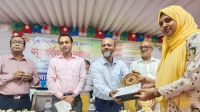 বাগেরহাটে মেধাবী শিক্ষার্থীকে সংবর্ধনা ও বৃত্তি প্রদান