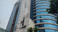 রাজধানীর বাংলা মোটর রুপায়ন টাওয়ারে আগুন