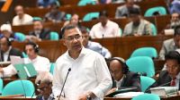 বিগত সরকারের ‘ভ্যানিটি প্রজেক্ট’ ও ঋণের দায় এখন জাতির ওপর বড় বোঝা