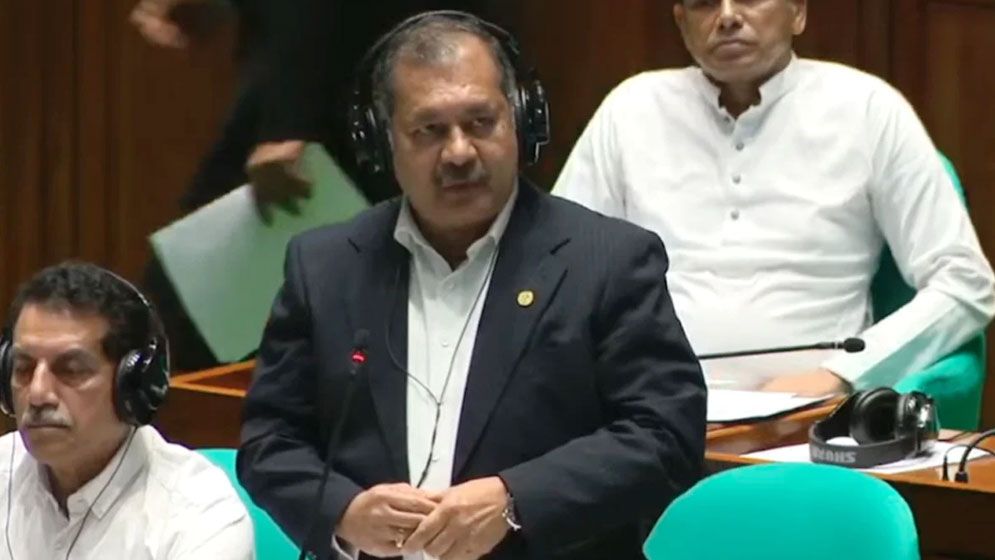 এআই সৃষ্ট গুজব প্রতিরোধে কী পদক্ষেপ সরকারের, জানালেন তথ্যমন্ত্রী