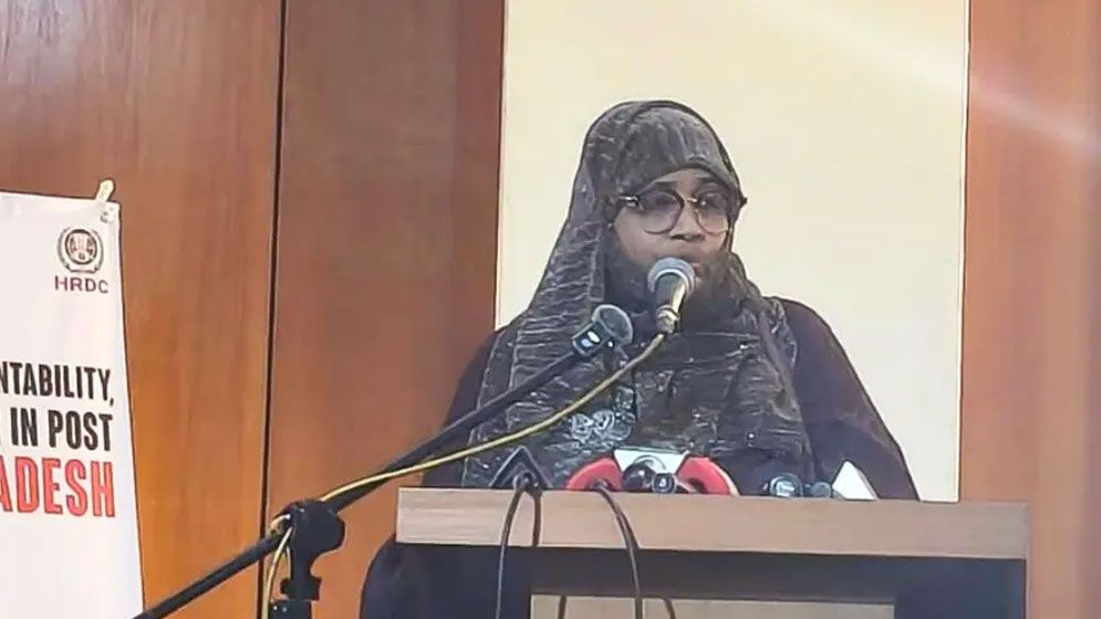 ‘রাজপথে মরলেও লাশ উঠাবে না’, যে স্মৃতি তাড়িয়ে বেড়ায় জুলাই শহীদের মা-কে   