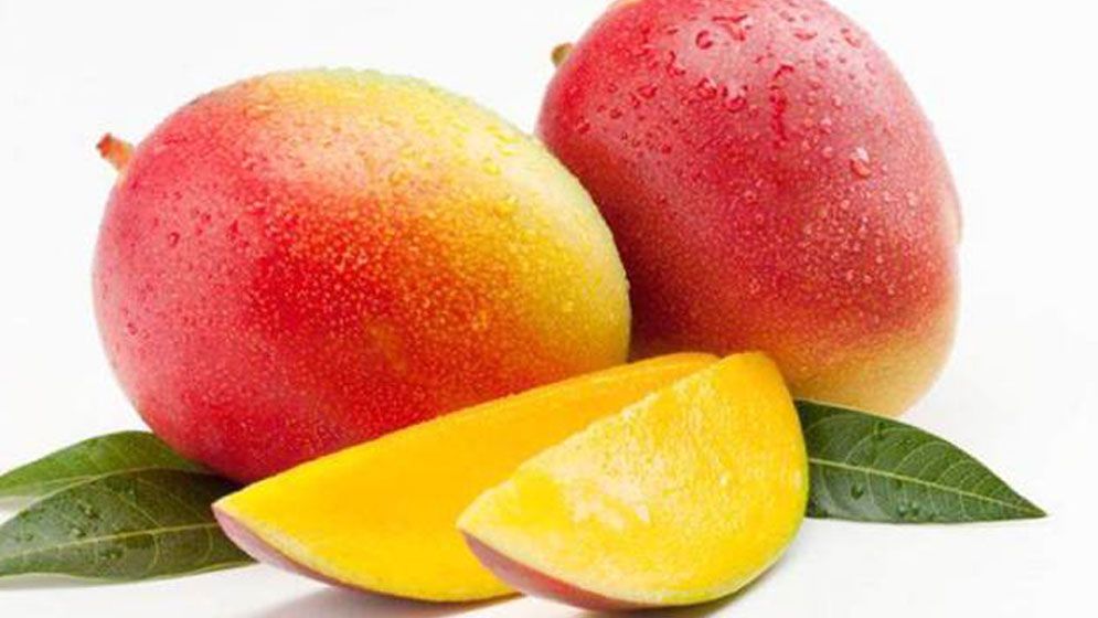 বেশি বেশি পাকা আম খেলে কি ত্বক সুন্দর হয়?  