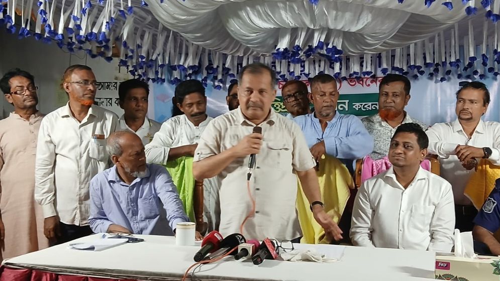 বাকি সরকার পালিয়ে যায়, বিএনপি বারবার ফিরে আসে : তথ্যমন্ত্রী